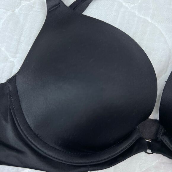 Victoria’s Secret Very Sexy Plunge Bra – Size 32B – Black - Picture 3 of 9